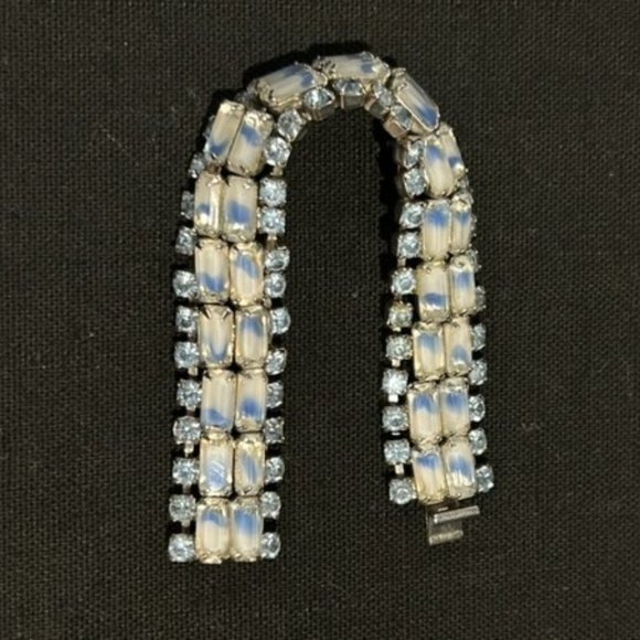 KRAMER of NY Blue White Rhinestone Link BRACELET - Picture 6 of 10